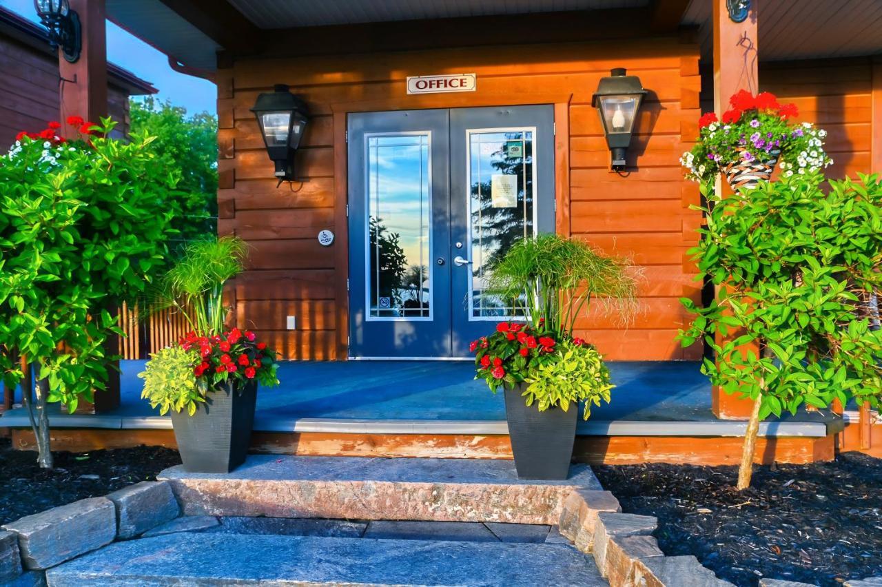 Terrace Suites Callander Exterior foto
